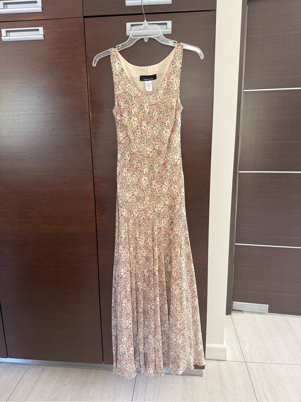 Jones New York 100% silk Sleeveless Floral Maxi - Picture 2 of 9